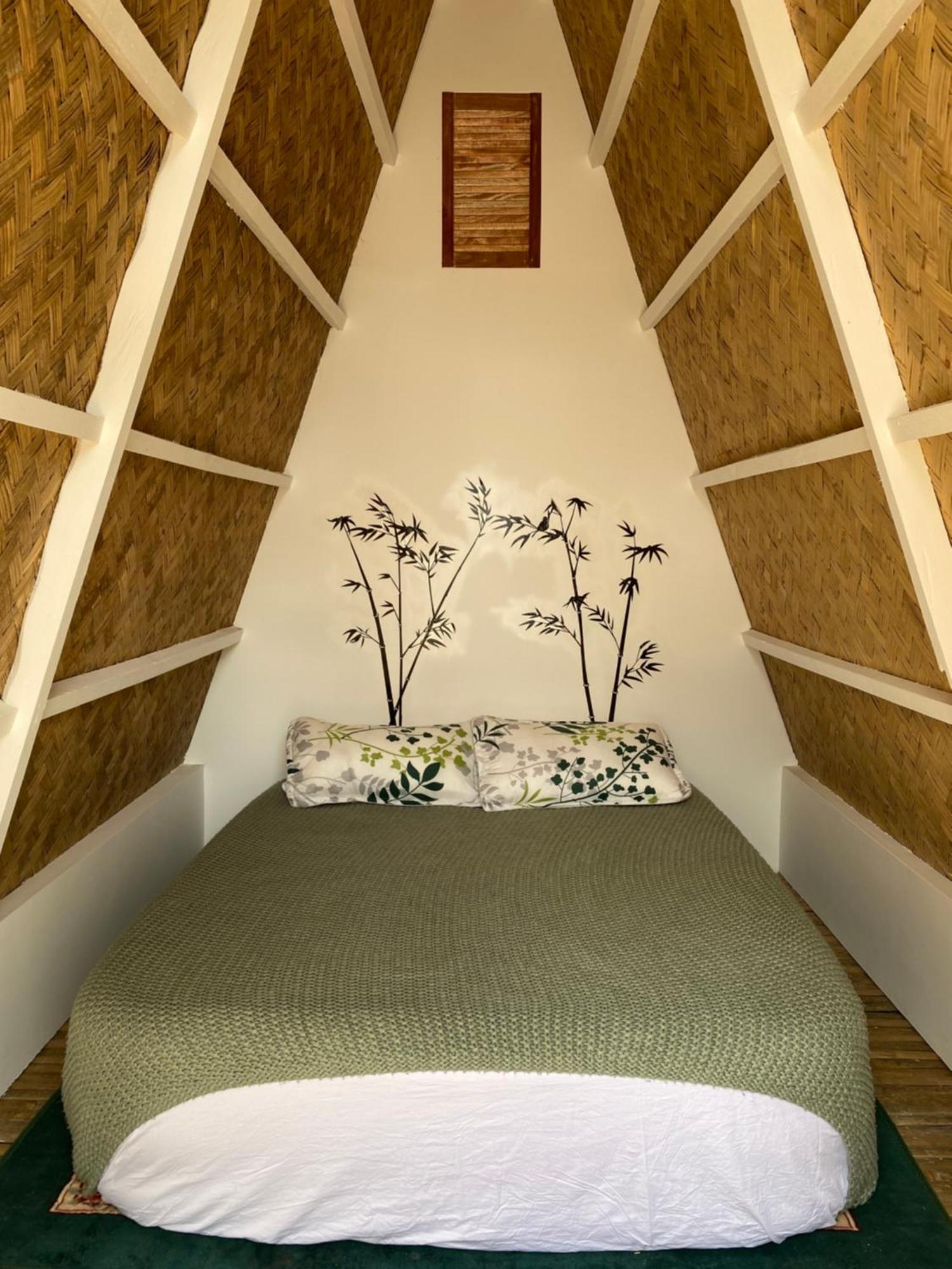 Happy Monkey Hostel 爱妮岛 外观 照片