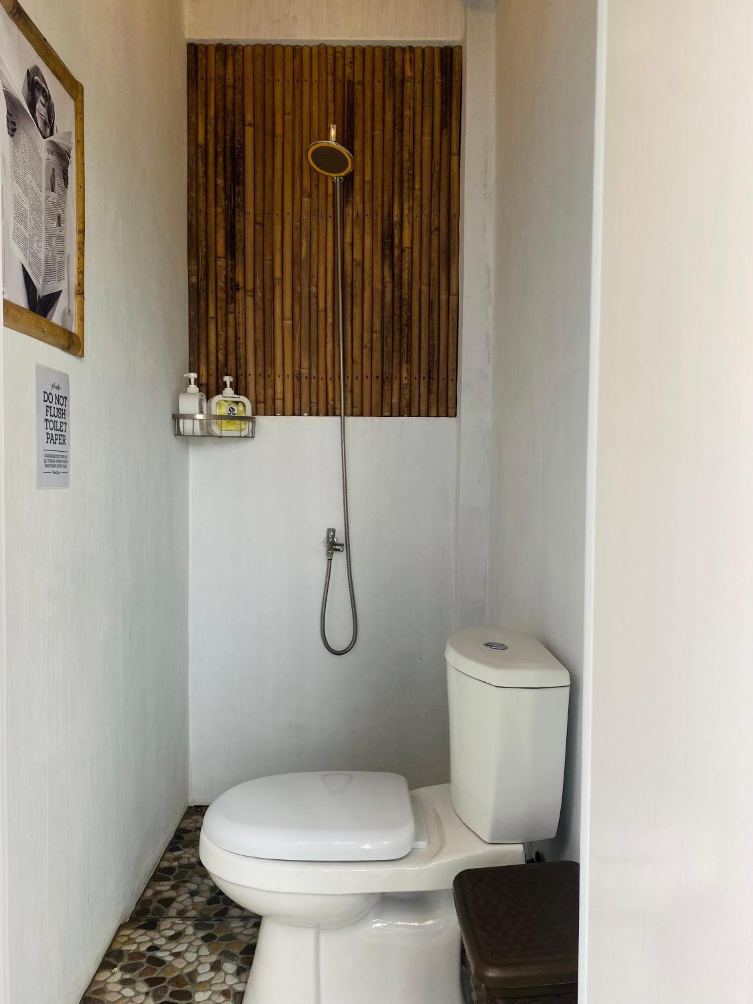 Happy Monkey Hostel 爱妮岛 外观 照片