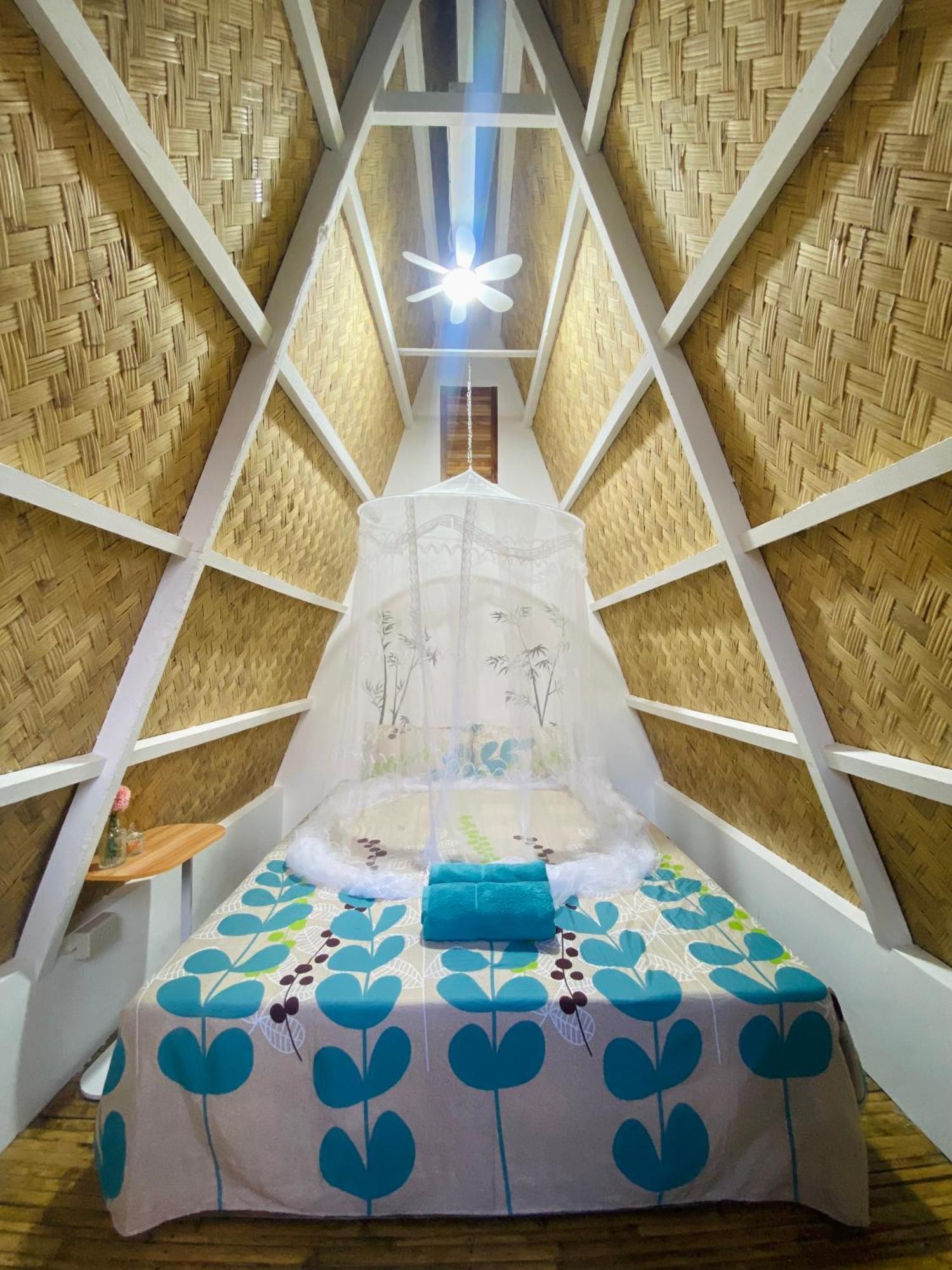 Happy Monkey Hostel 爱妮岛 外观 照片
