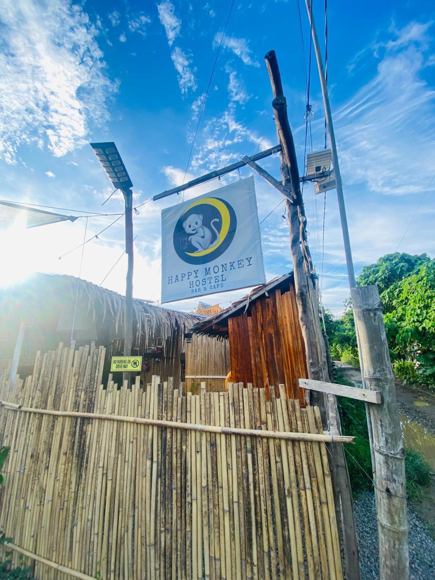 Happy Monkey Hostel 爱妮岛 外观 照片